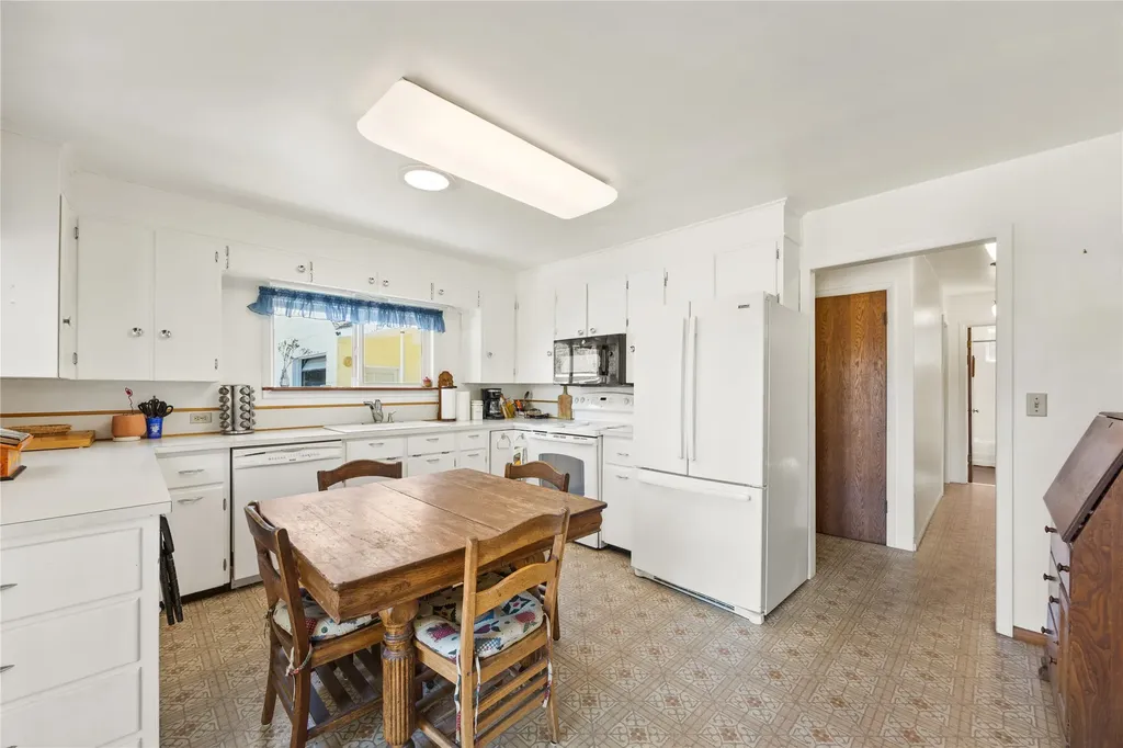 1009 3rd Avenue E Columbia Falls MT 59912
