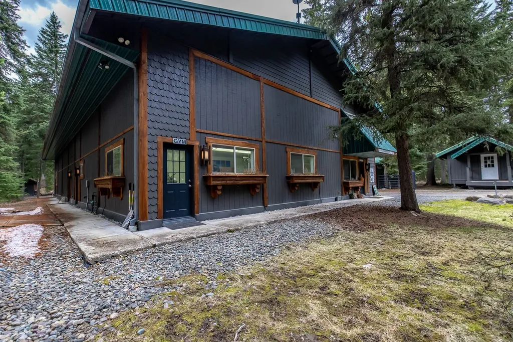 3700 Glen Lake Road Eureka MT 59917