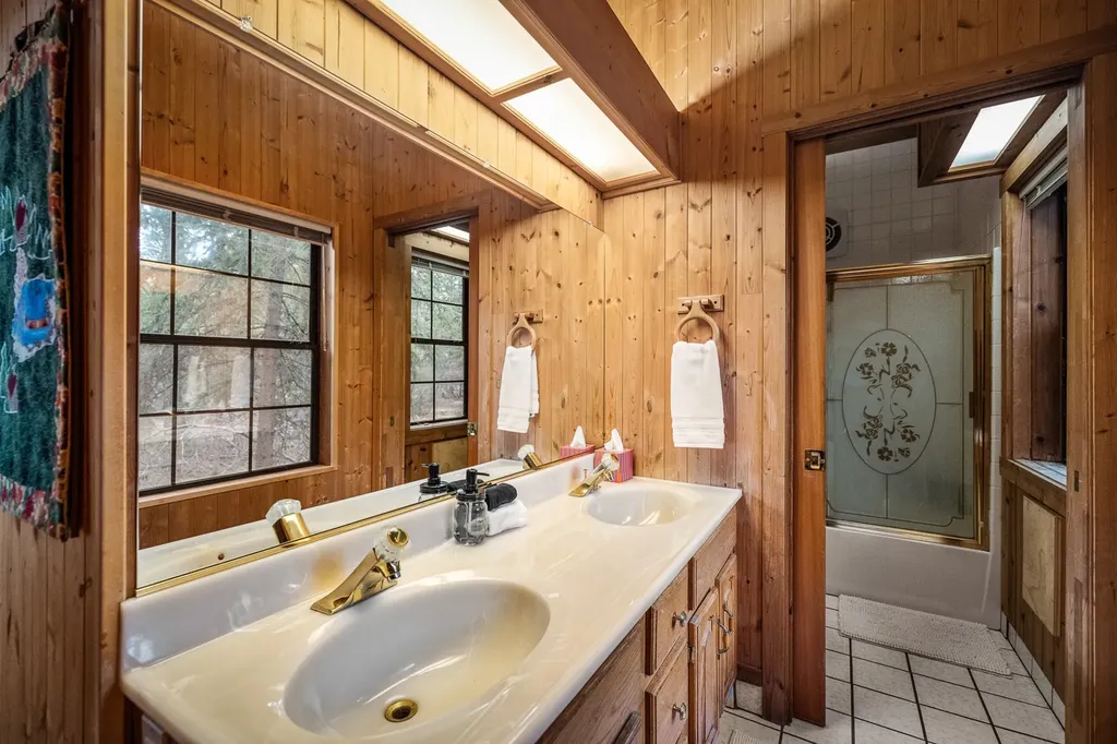 3700 Glen Lake Road Eureka MT 59917