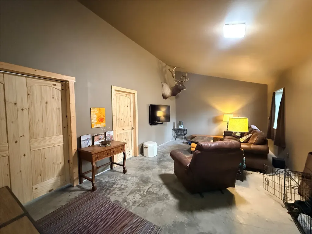 178 Buffalo Bill Road Plains MT 59859