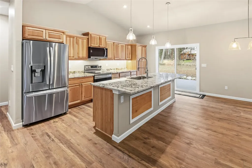444 Bear Trail Whitefish MT 59937