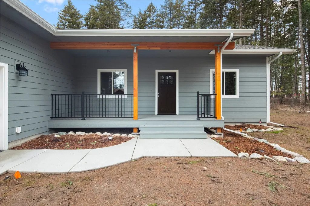 444 Bear Trail Whitefish MT 59937
