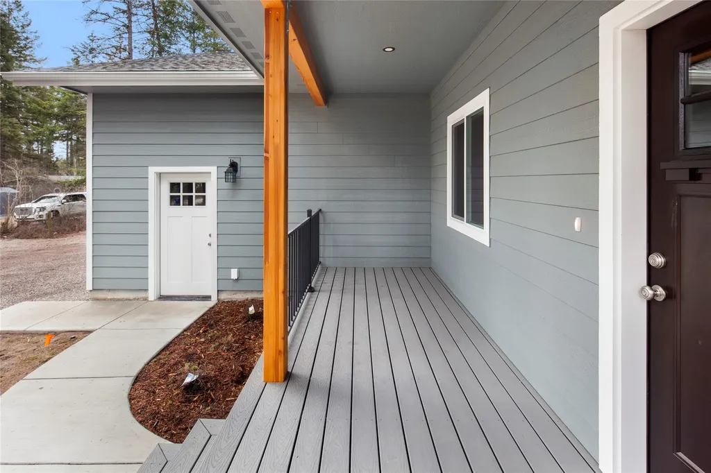 444 Bear Trail Whitefish MT 59937