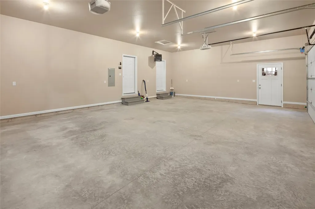 444 Bear Trail Whitefish MT 59937