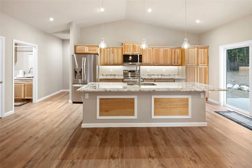 444 Bear Trail Whitefish MT 59937
