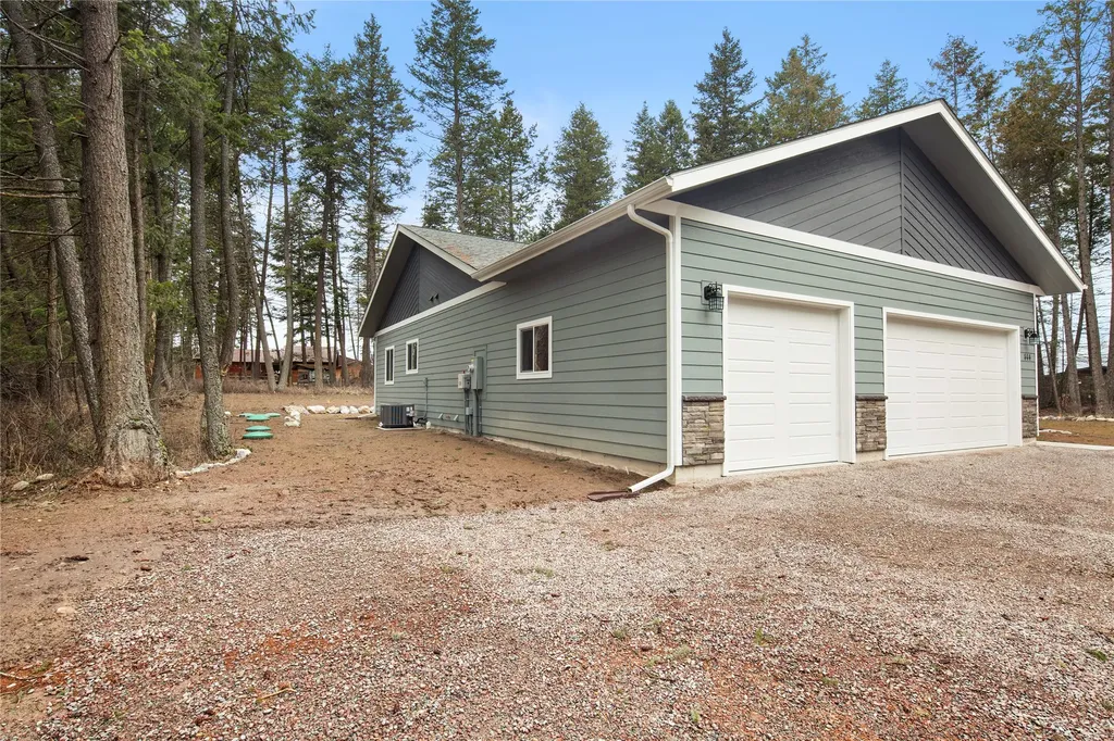 444 Bear Trail Whitefish MT 59937