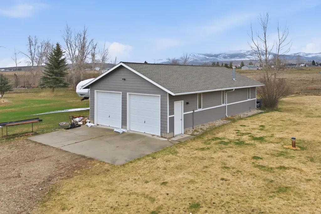 300 Explorer Way Florence MT 59833