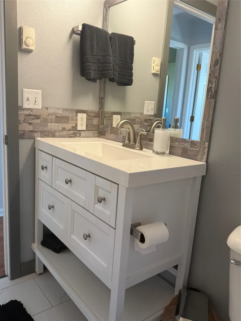 109 S Delaware Street Conrad MT 59425