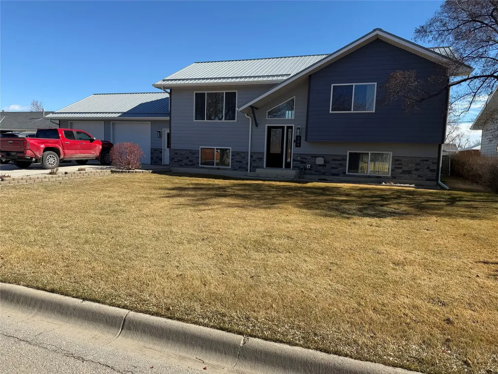109 S Delaware Street Conrad MT 59425