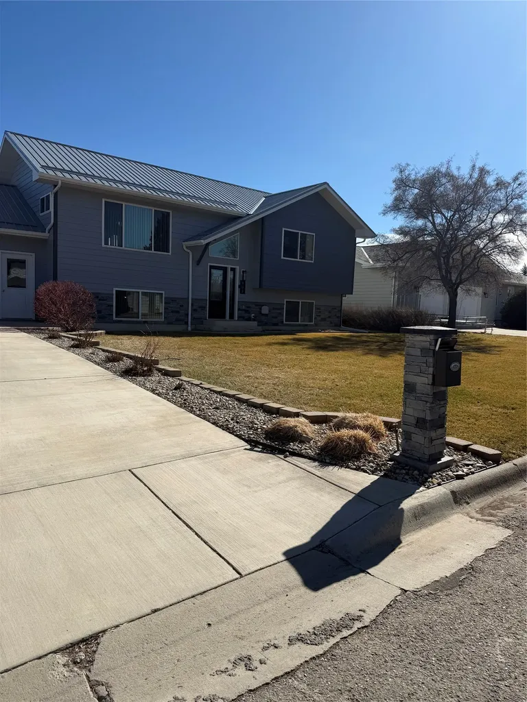 109 S Delaware Street Conrad MT 59425