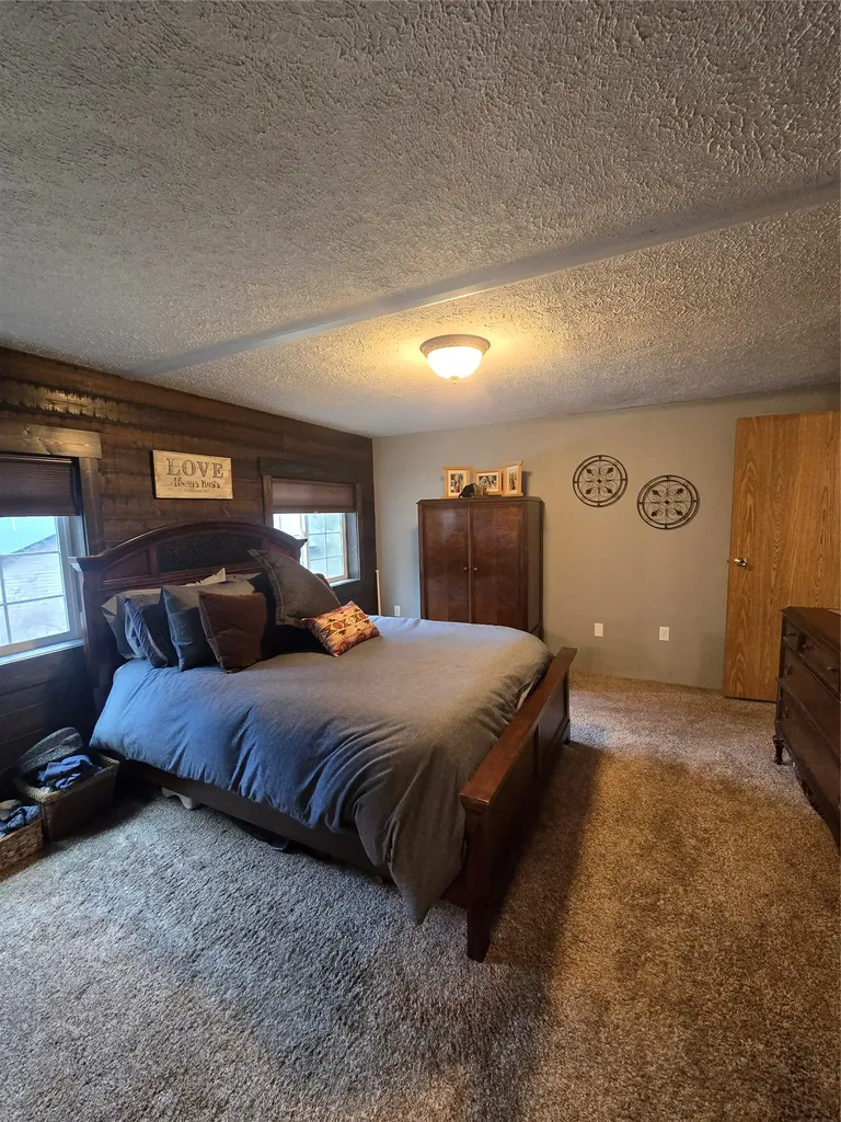 1422 Tamarack Lane Columbia Falls MT 59912