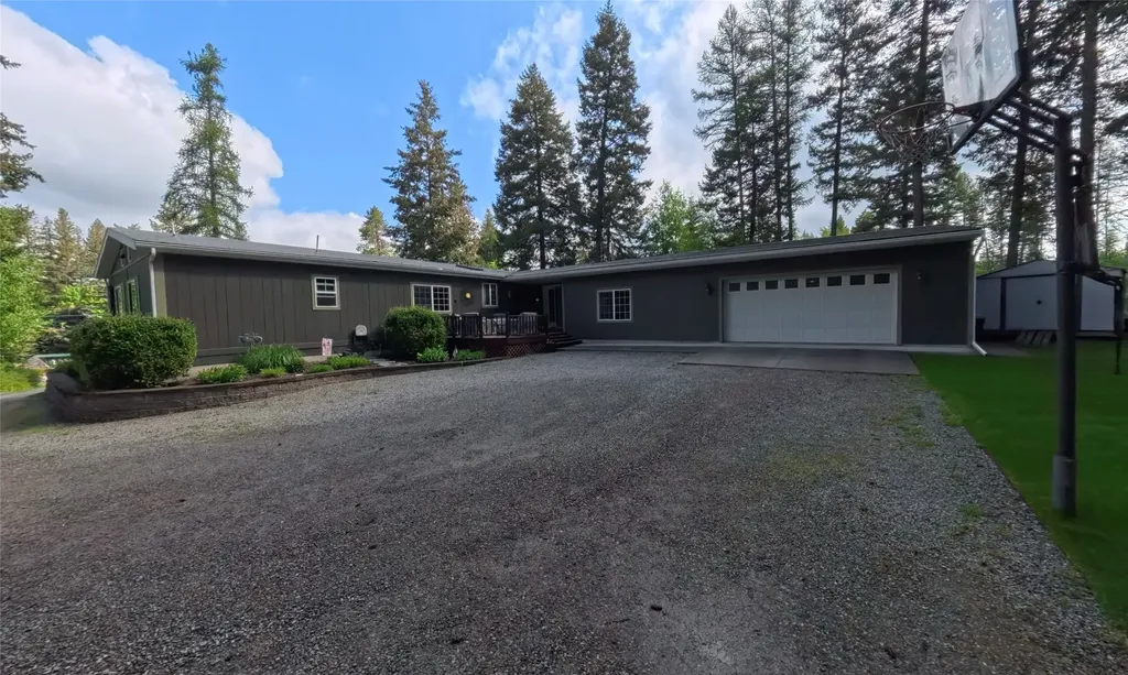 1422 Tamarack Lane Columbia Falls MT 59912