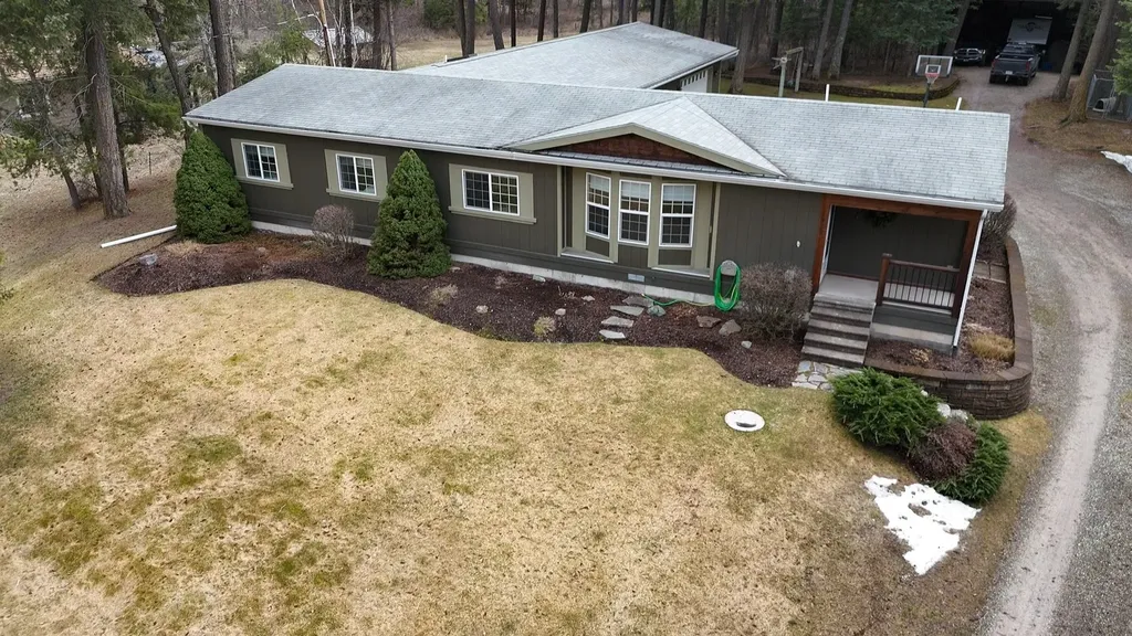 1422 Tamarack Lane Columbia Falls MT 59912
