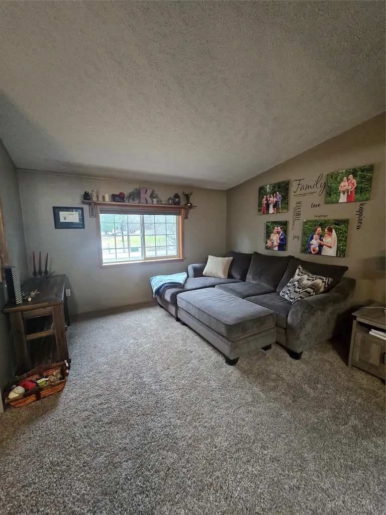1422 Tamarack Lane Columbia Falls MT 59912