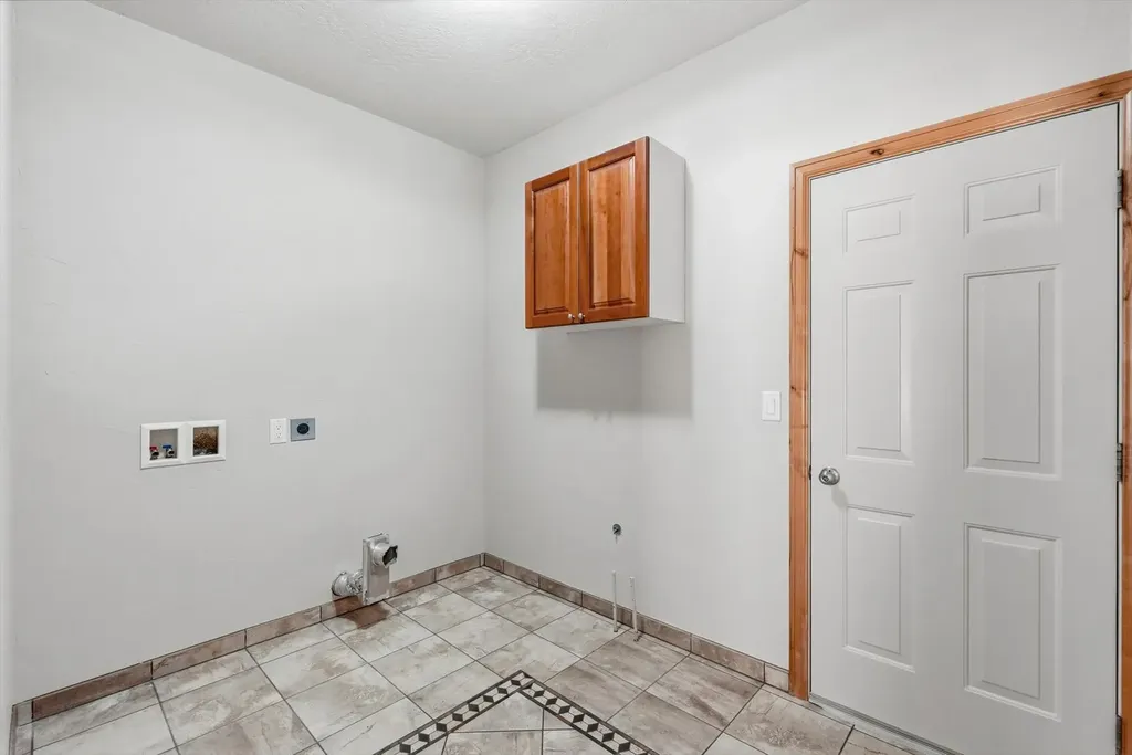 10596 Nez Perce Loop Lolo MT 59847