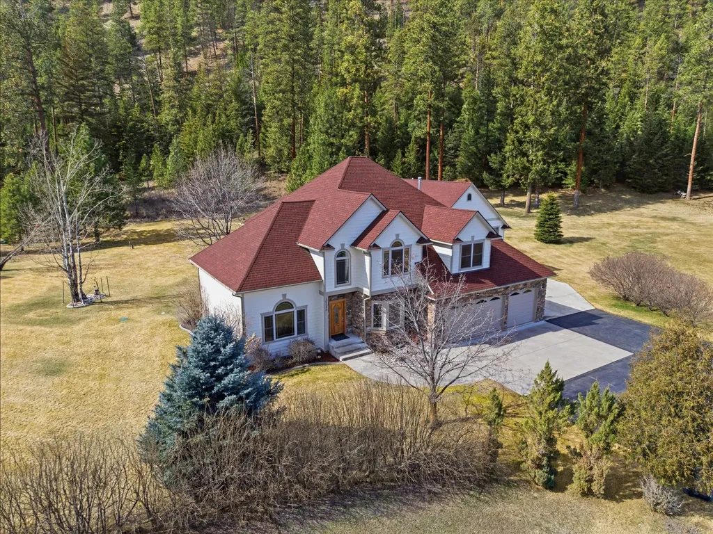 10596 Nez Perce Loop Lolo MT 59847