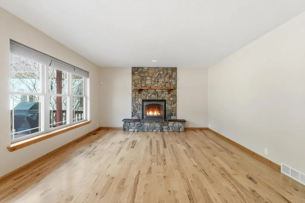 10596 Nez Perce Loop Lolo MT 59847