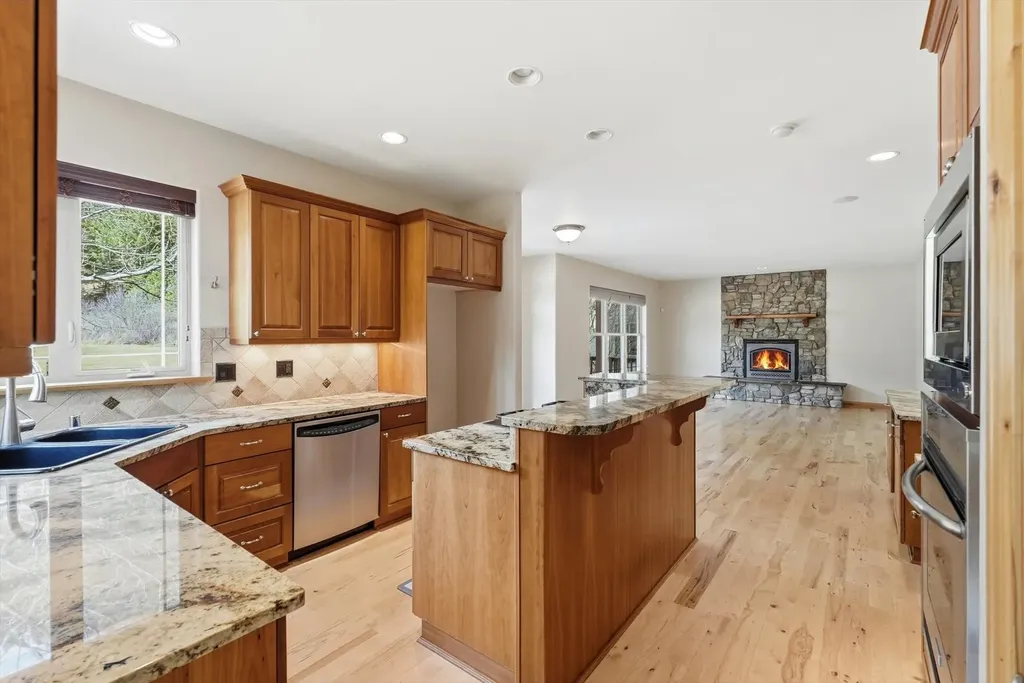 10596 Nez Perce Loop Lolo MT 59847
