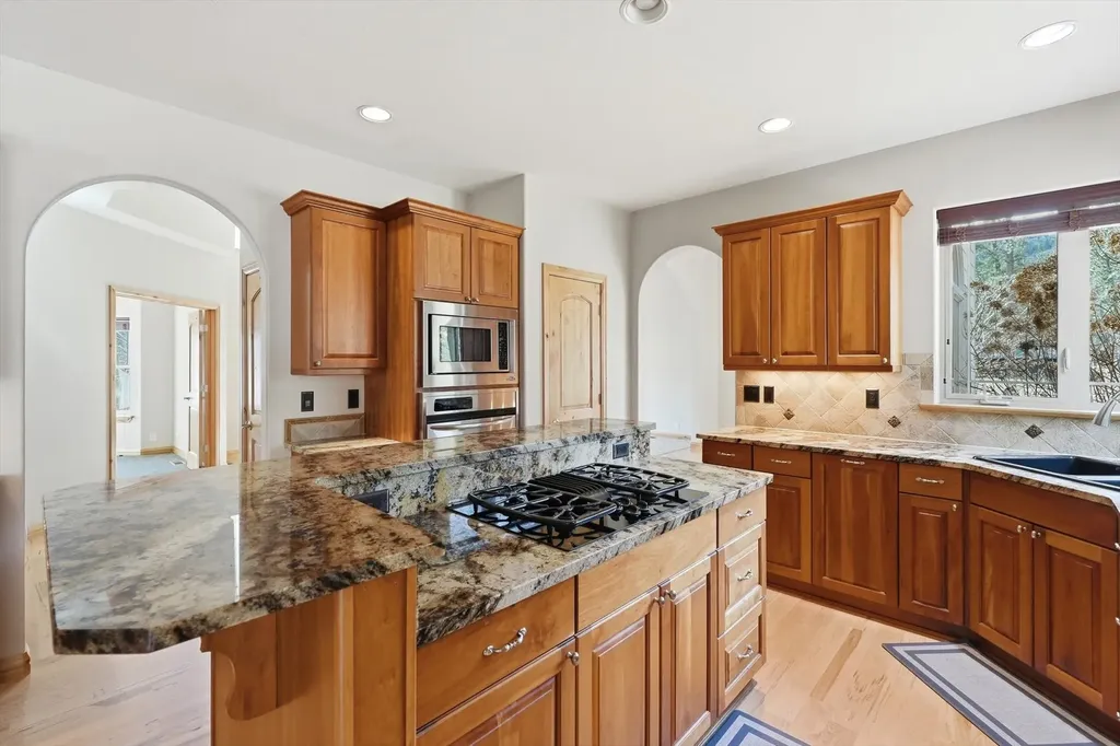 10596 Nez Perce Loop Lolo MT 59847