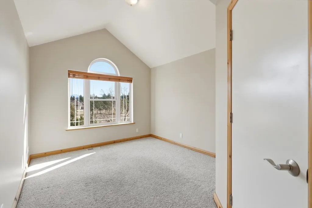 10596 Nez Perce Loop Lolo MT 59847