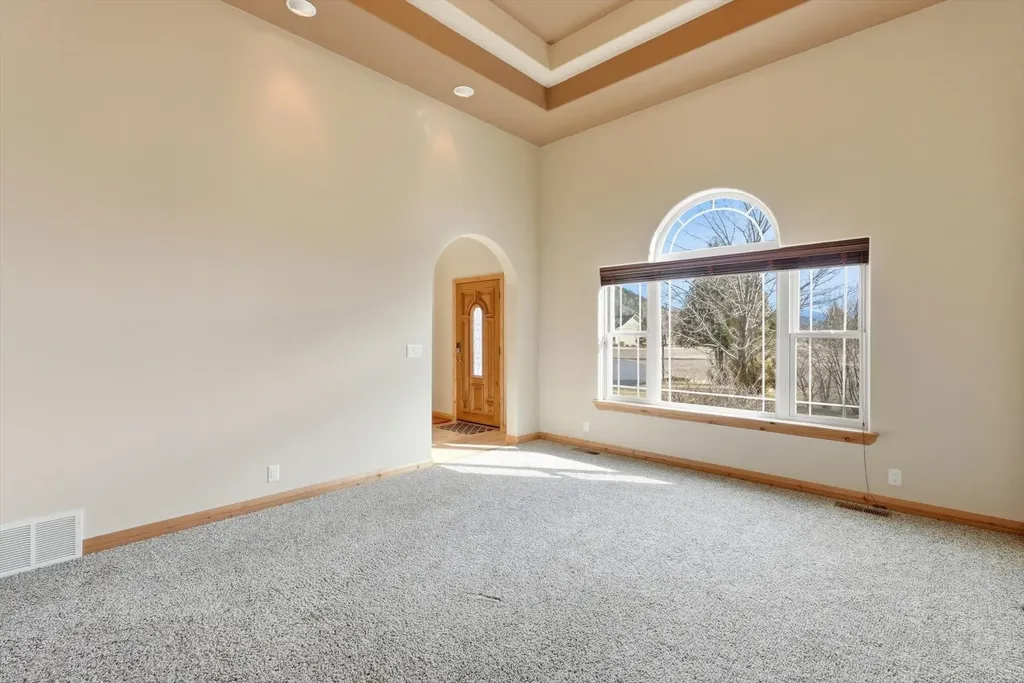10596 Nez Perce Loop Lolo MT 59847