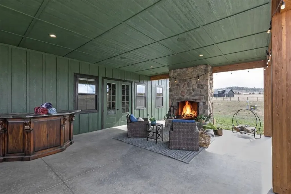 843 Lecoure Lane Stevensville MT 59870