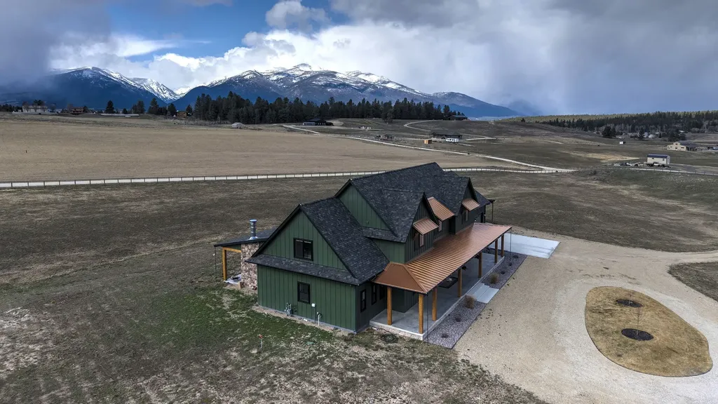 843 Lecoure Lane Stevensville MT 59870