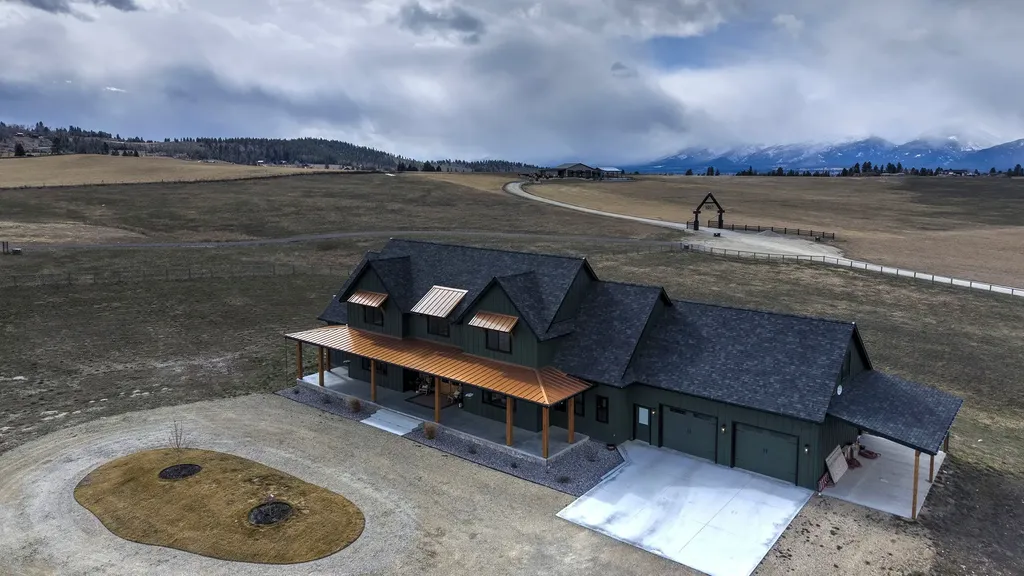 843 Lecoure Lane Stevensville MT 59870