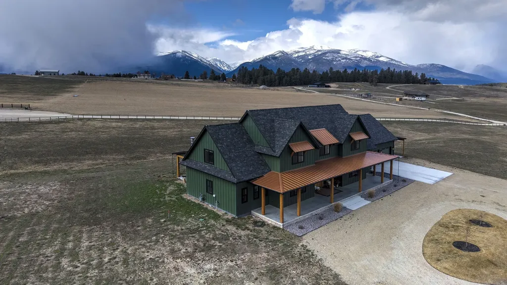 843 Lecoure Lane Stevensville MT 59870
