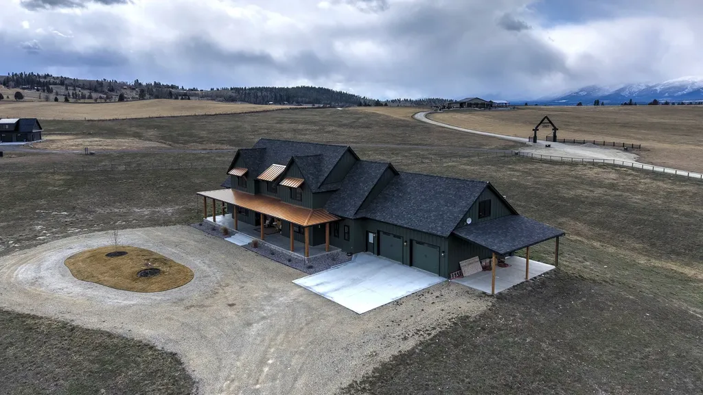 843 Lecoure Lane Stevensville MT 59870