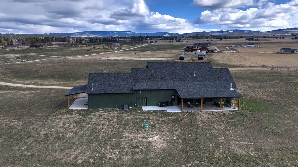 843 Lecoure Lane Stevensville MT 59870