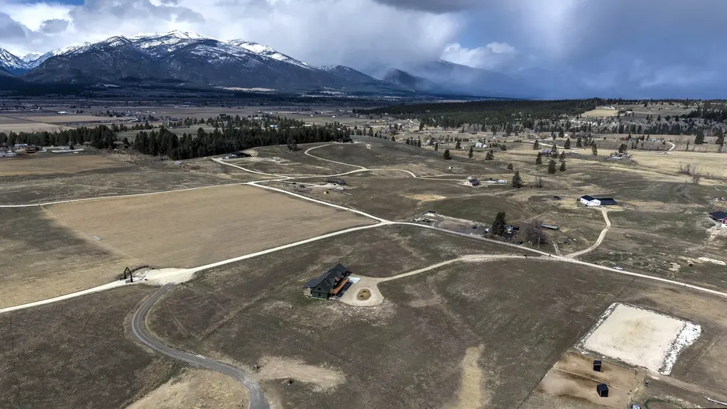 843 Lecoure Lane Stevensville MT 59870