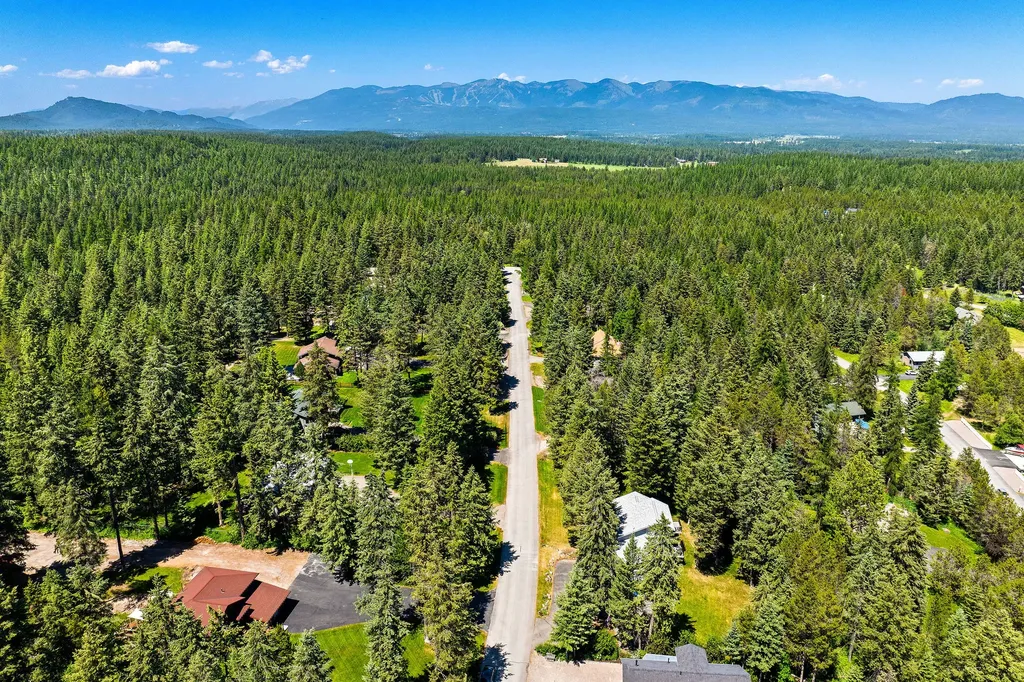 205 Whitetail Lane Whitefish MT 59937