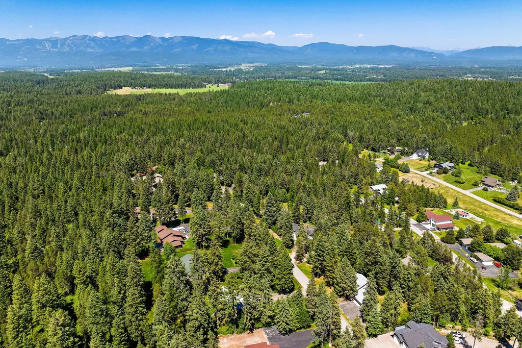 205 Whitetail Lane Whitefish MT 59937