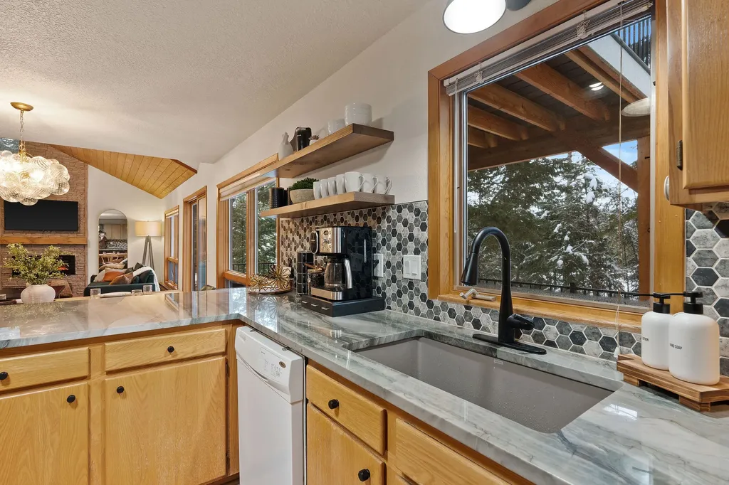 205 Whitetail Lane Whitefish MT 59937