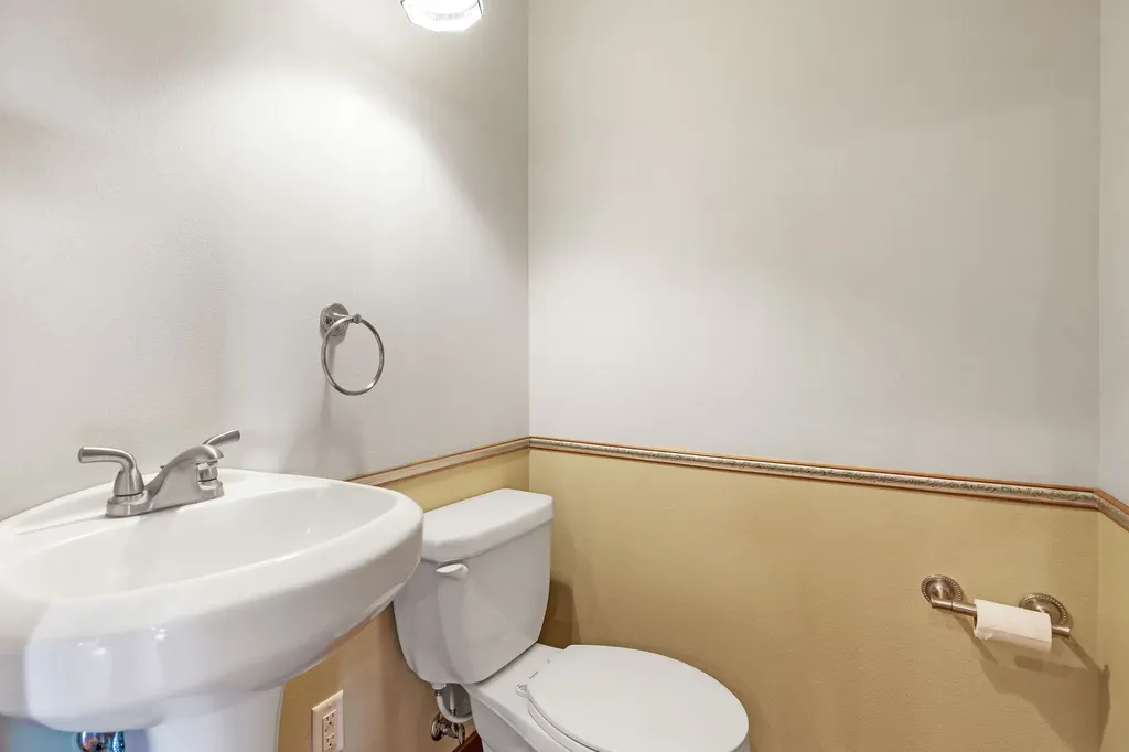 32415 Alpine Place Polson MT 59860