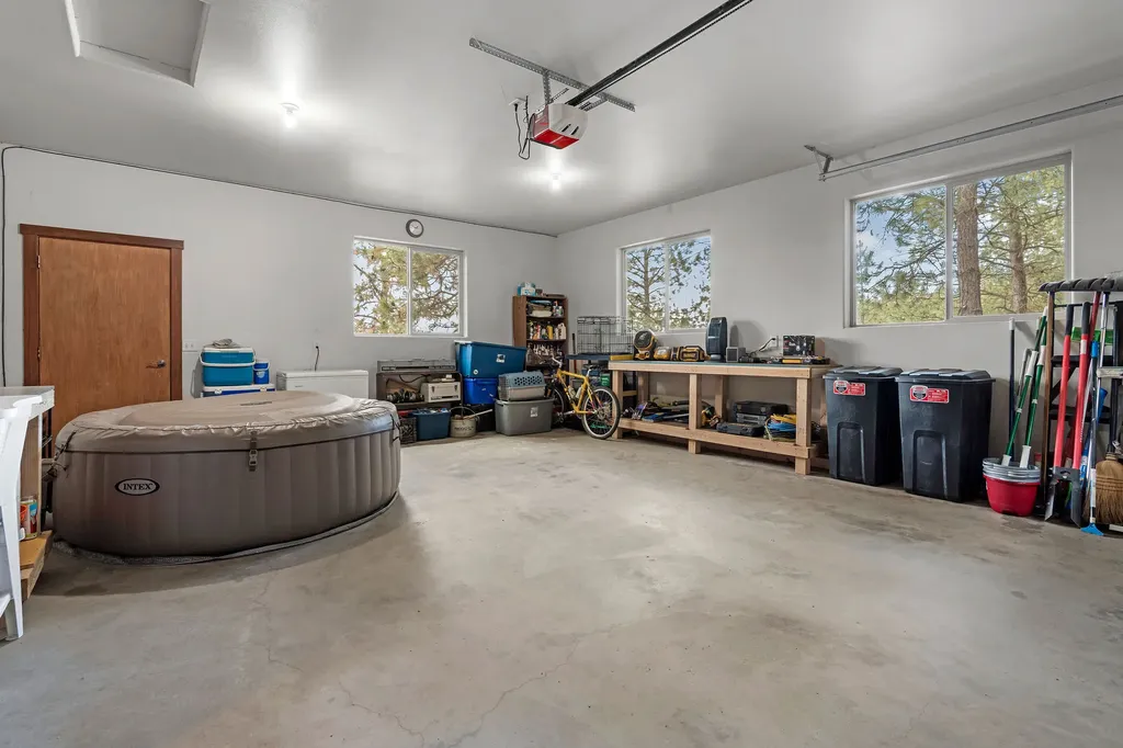 32415 Alpine Place Polson MT 59860