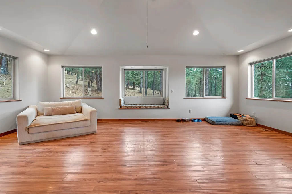 32415 Alpine Place Polson MT 59860