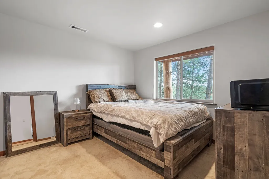 32415 Alpine Place Polson MT 59860