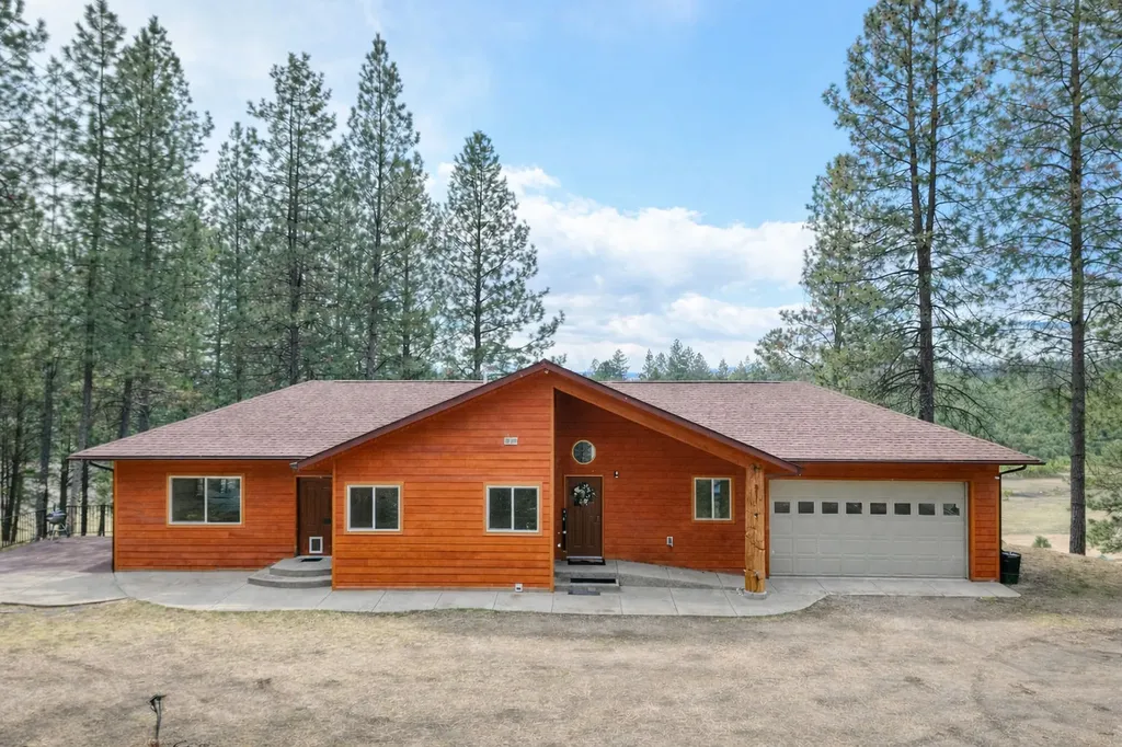 32415 Alpine Place Polson MT 59860