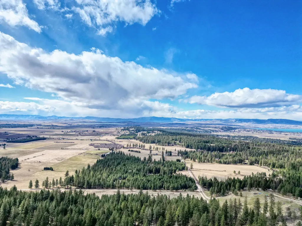 32415 Alpine Place Polson MT 59860