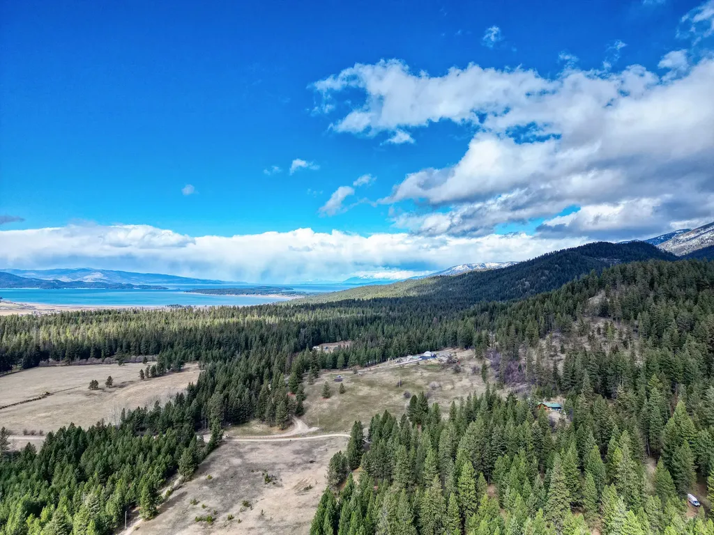 32415 Alpine Place Polson MT 59860