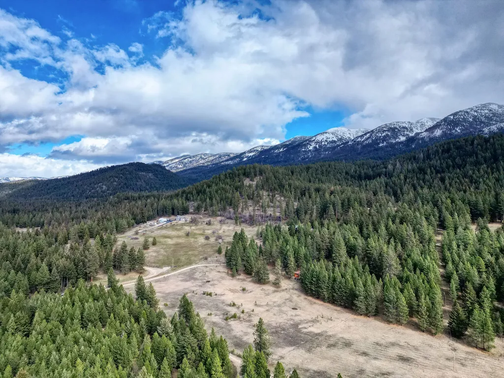 32415 Alpine Place Polson MT 59860