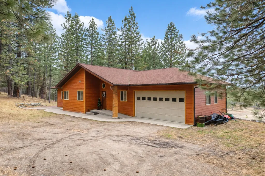 32415 Alpine Place Polson MT 59860
