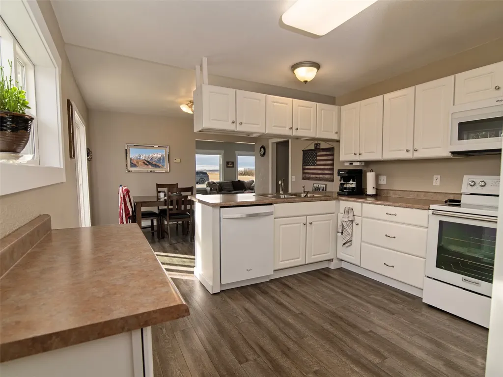 25 And 31 Dupuyer Avenue Valier MT 59486