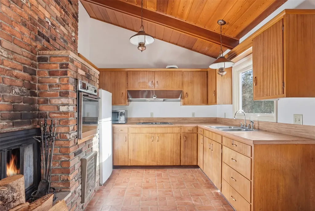314 And 308 Kootenai Creek Road Stevensville MT 59870