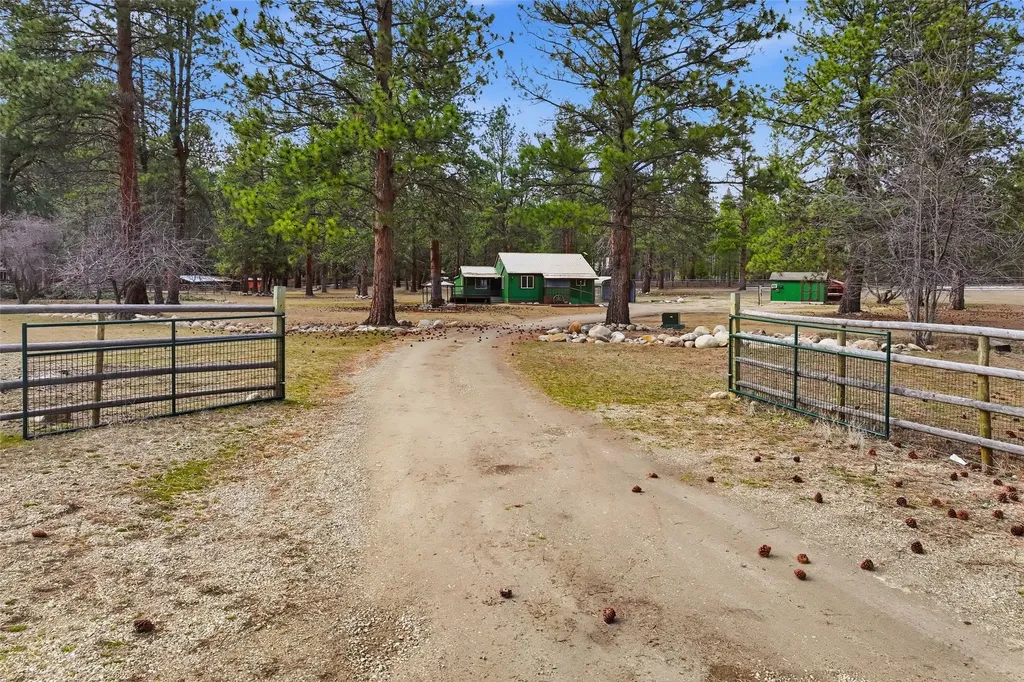 314 And 308 Kootenai Creek Road Stevensville MT 59870