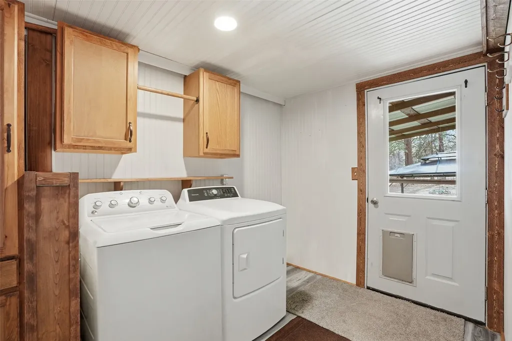 314 And 308 Kootenai Creek Road Stevensville MT 59870