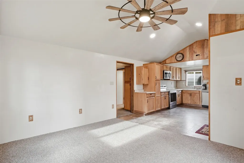 314 And 308 Kootenai Creek Road Stevensville MT 59870