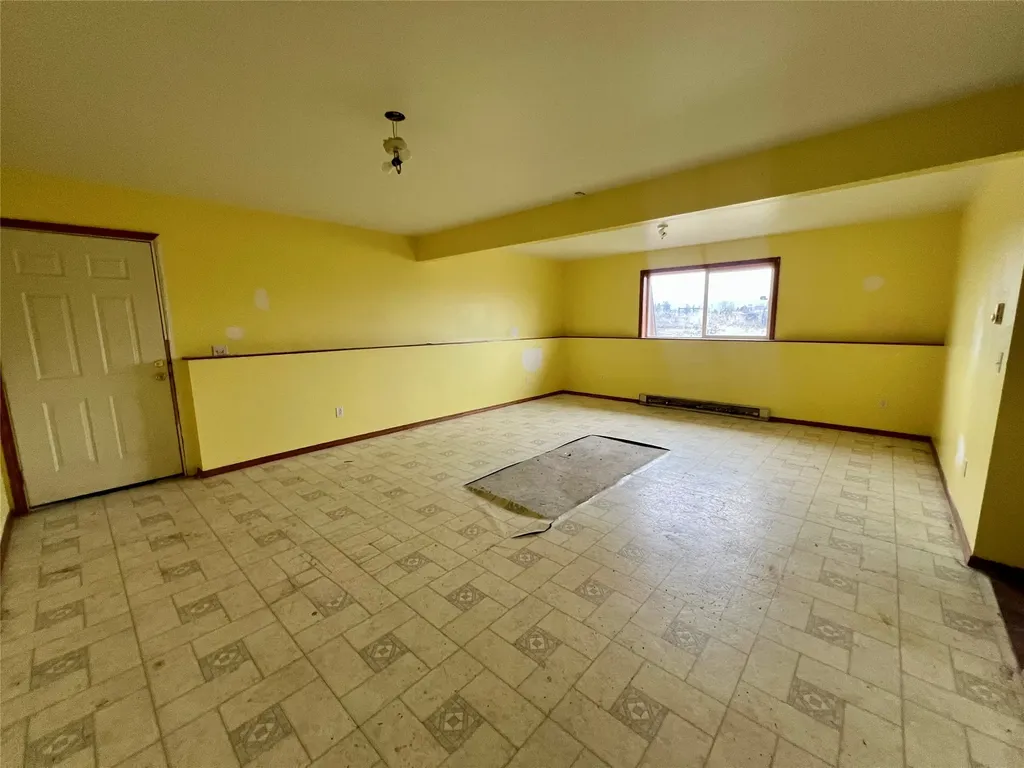 62311 Ash Lane St Ignatius MT 59865